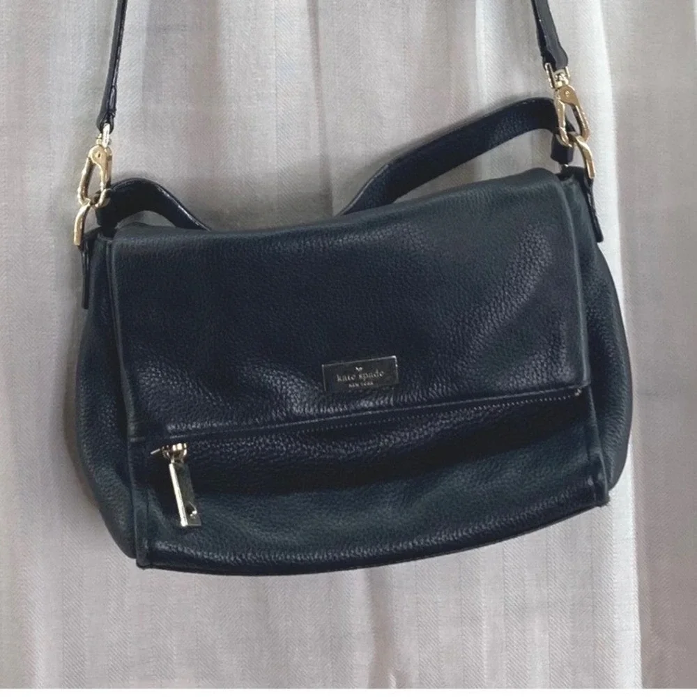 Kate Spade Black Leather Crossbody Bag Gold Hardware‎ Flap Closure